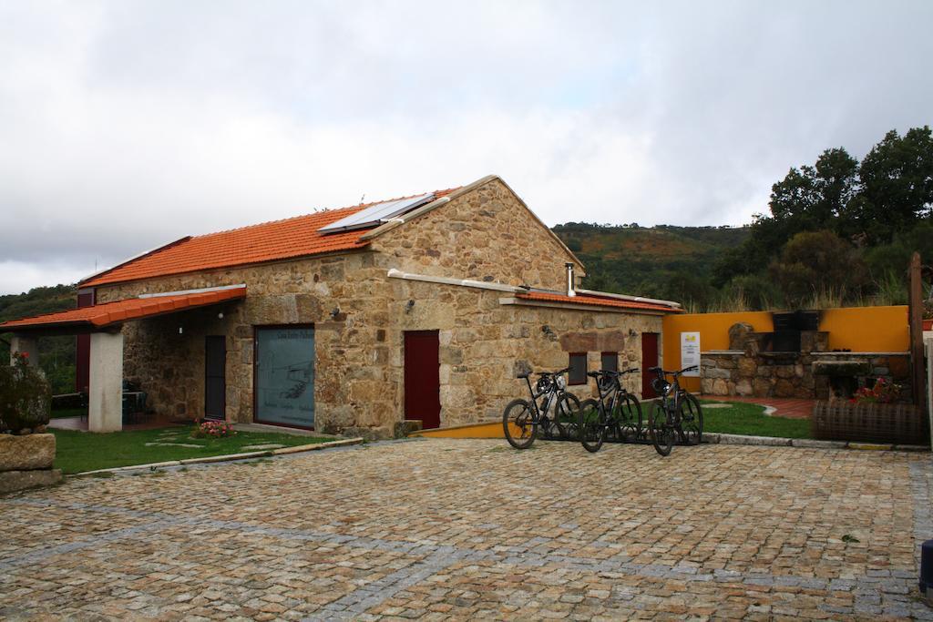 Casa Entre-Palheiros E Casa Do Canastro Монталегре Екстер'єр фото